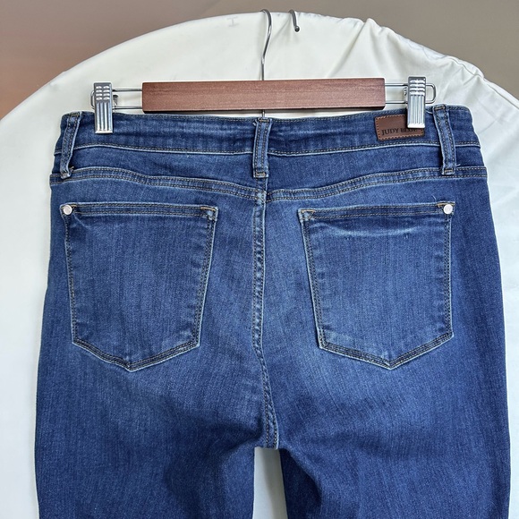 Judy Blue Straight Leg Jeans in Dark Blue, size 13 - Picture 4 of 6